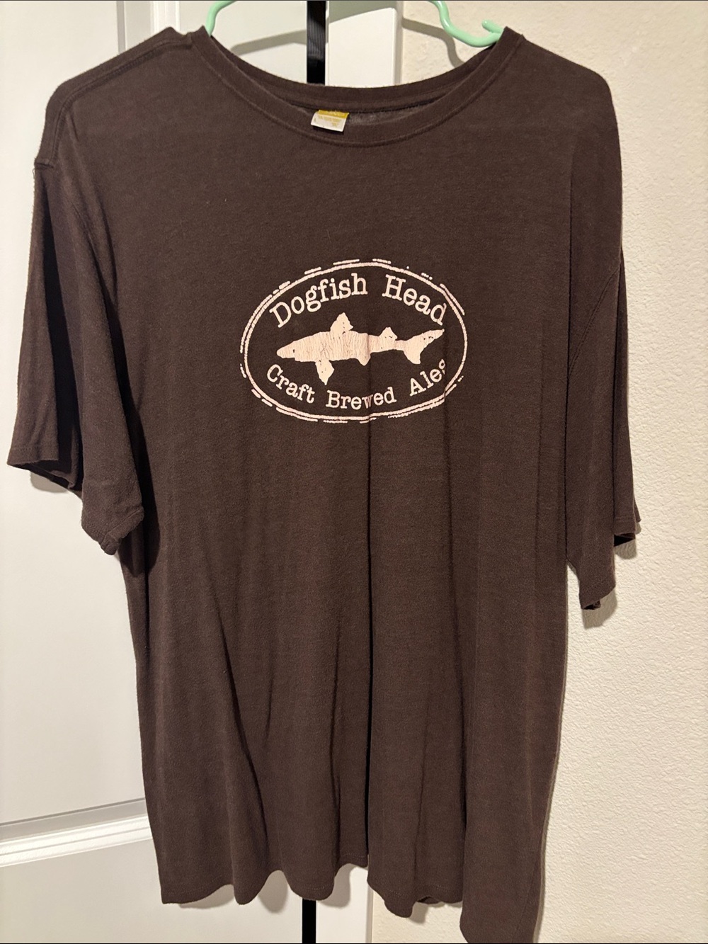 Dogfish Head Brewery Brown Graphic T-Shirt, men’s L. Bamboo -so soft!